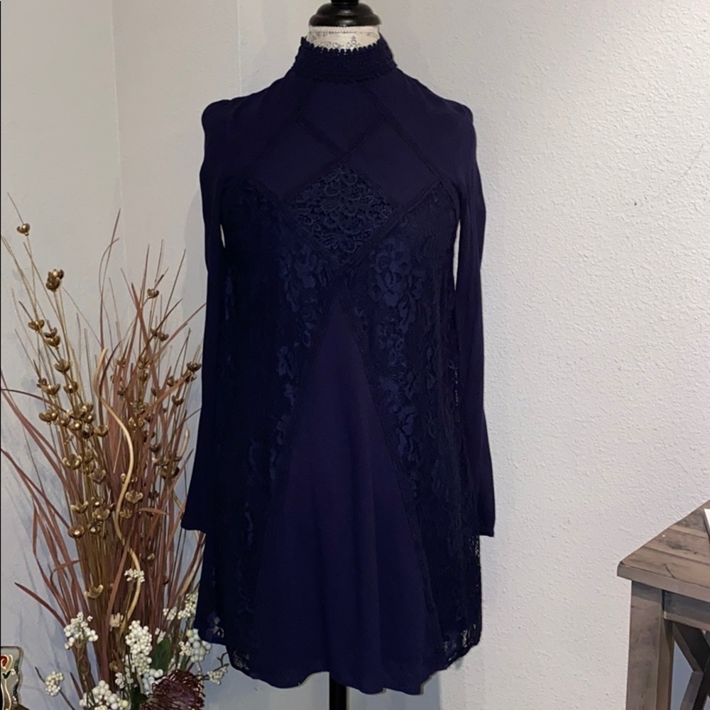 Xhilaration navy blue longsleeve dress w/ lace XS​
